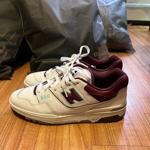 New balance size 10.5 white burgundy